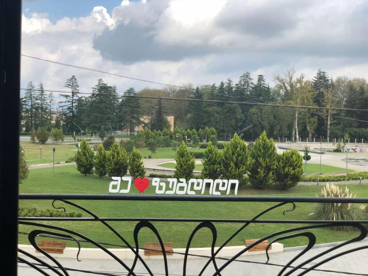 Garden Palace Zugdidi Zewnętrze zdjęcie